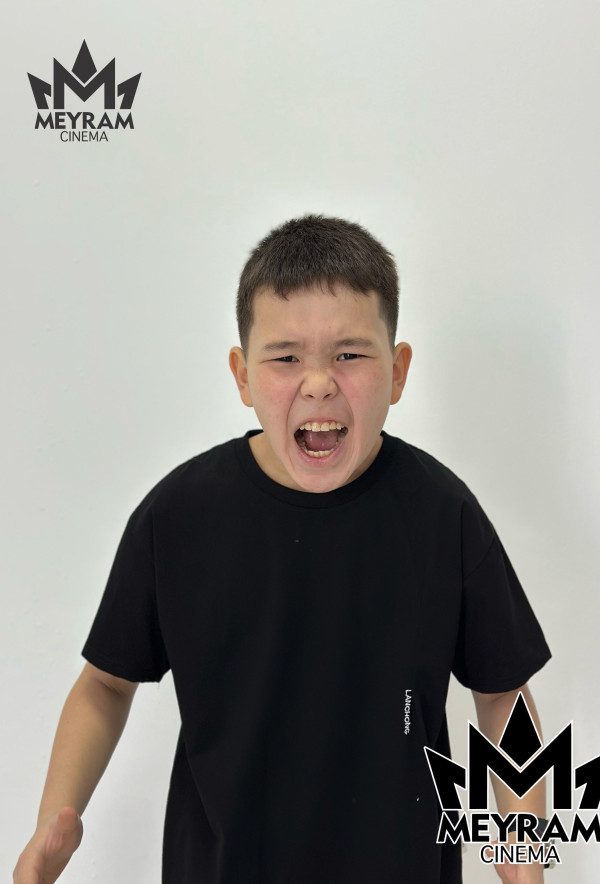 Заңғар Сапарбек