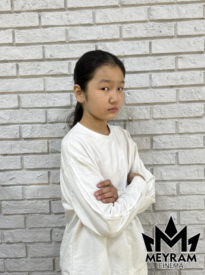 Айша Исадина