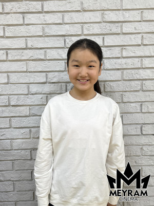 Айша Исадина