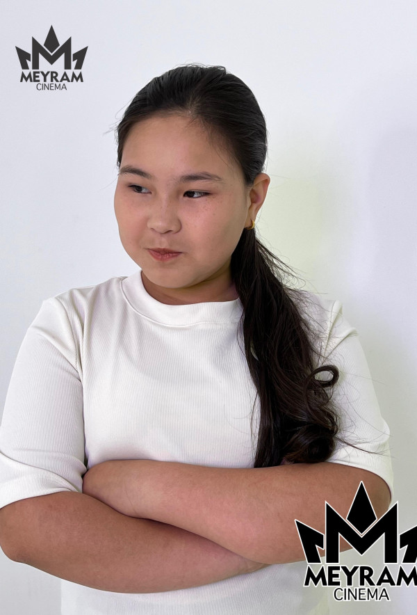 Аруна Әділхан