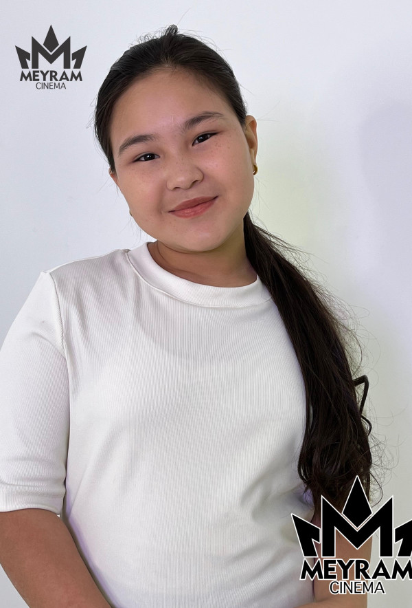 Аруна Әділхан