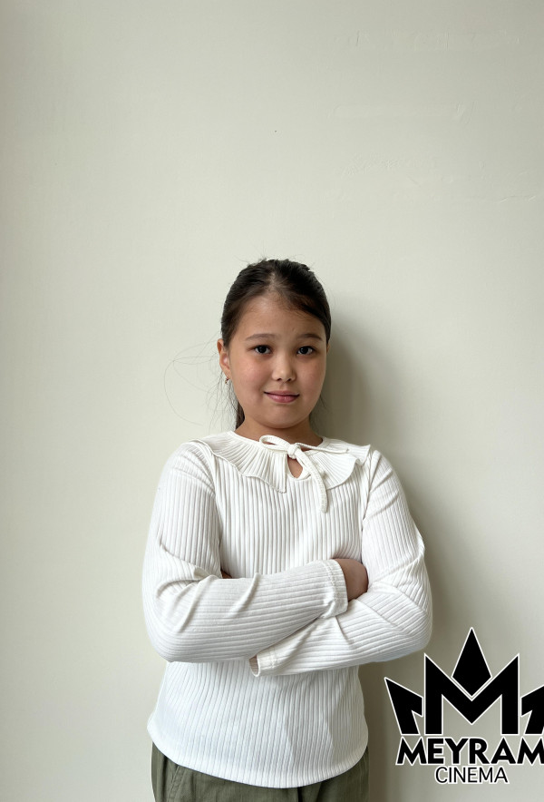 Айым Дүйсенбей