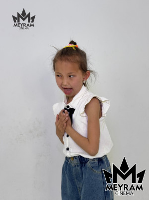 Көркем Елші