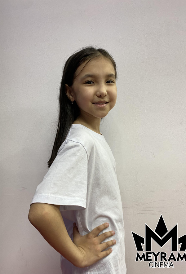 Әмина Кадирбек