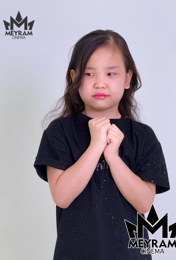 Шұғыла Жарқынбек