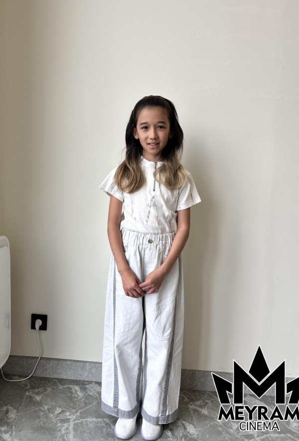 Аяна Атажан