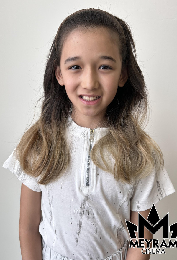 Аяна Атажан