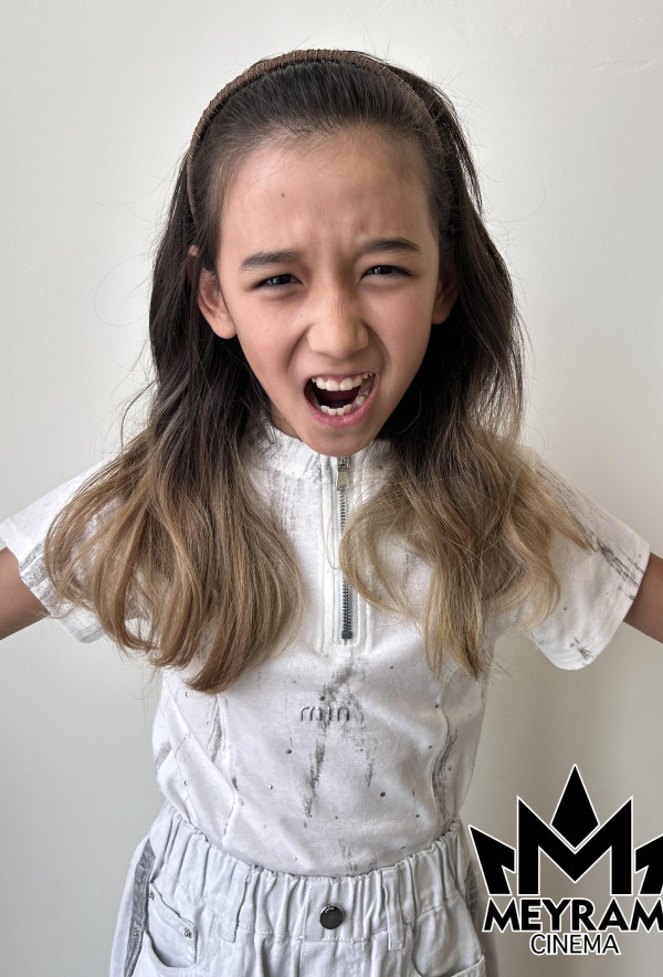 Аяна Атажан