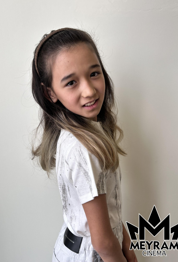 Аяна Атажан