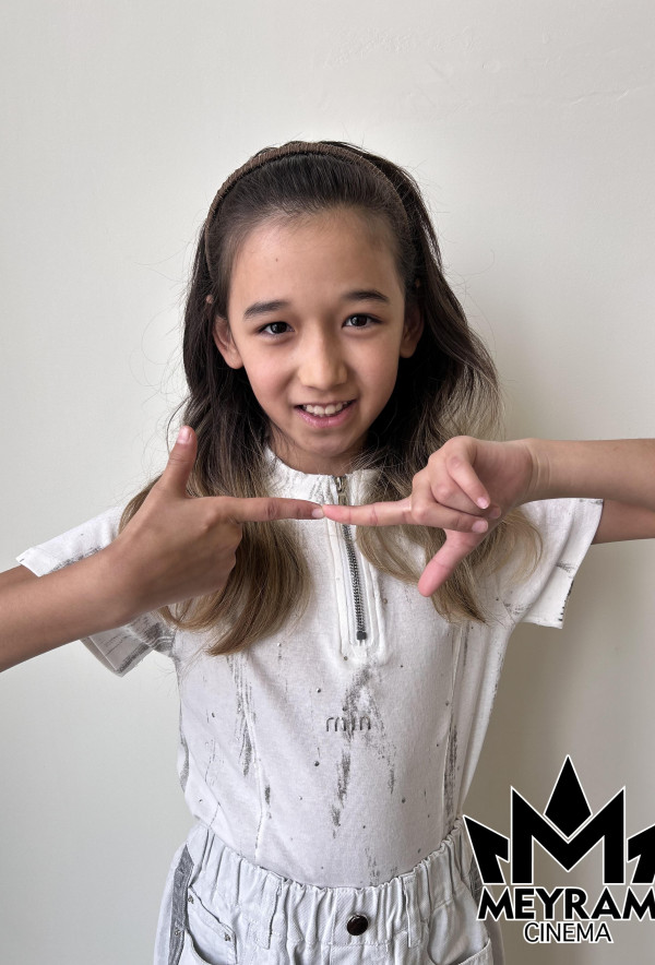 Аяна Атажан