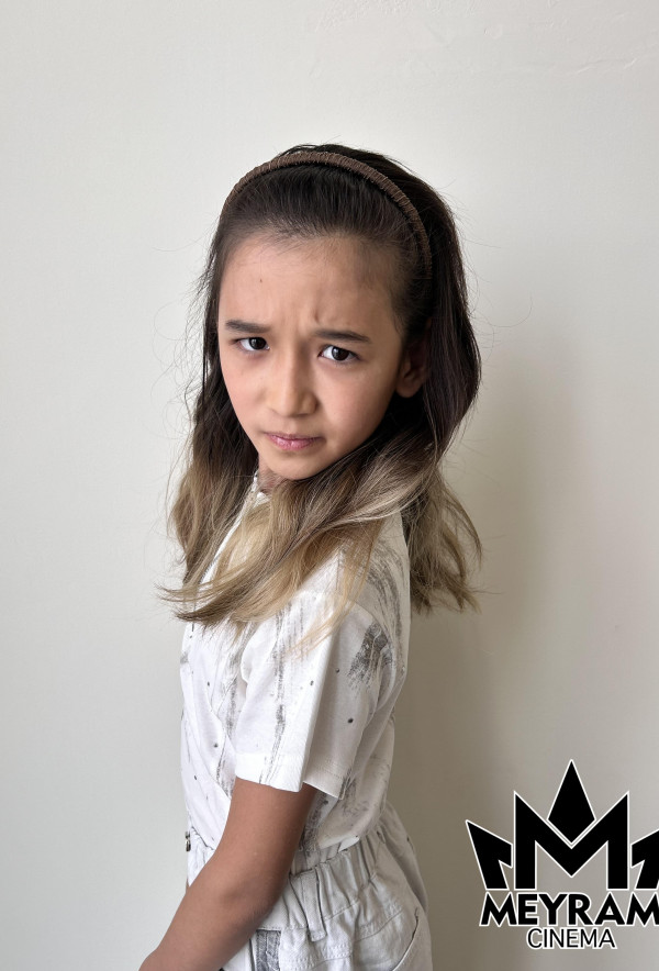 Аяна Атажан