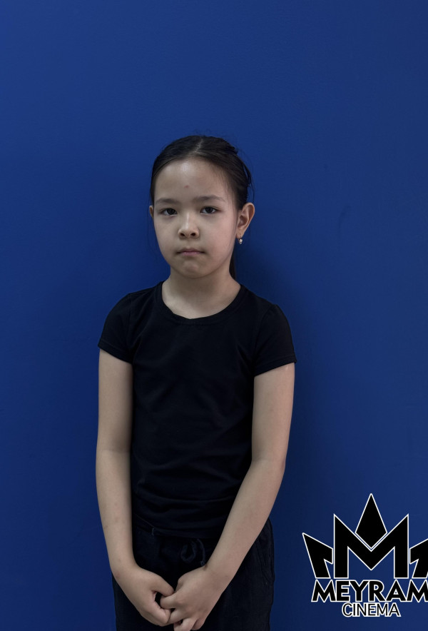 Көркем Уазихан