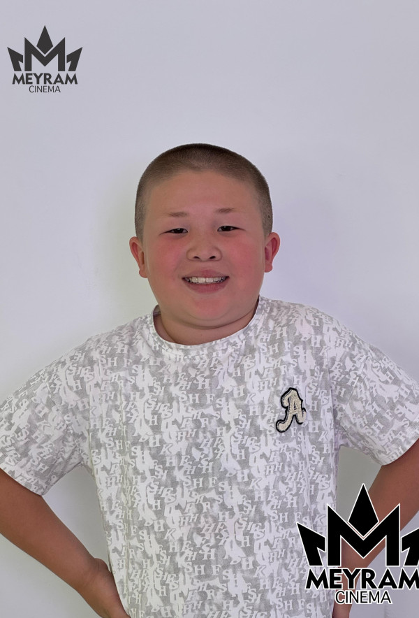 Аслан Фархат