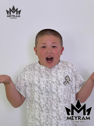 Аслан Фархат