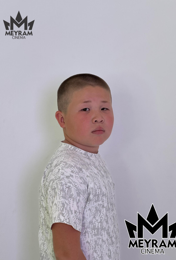 Аслан Фархат