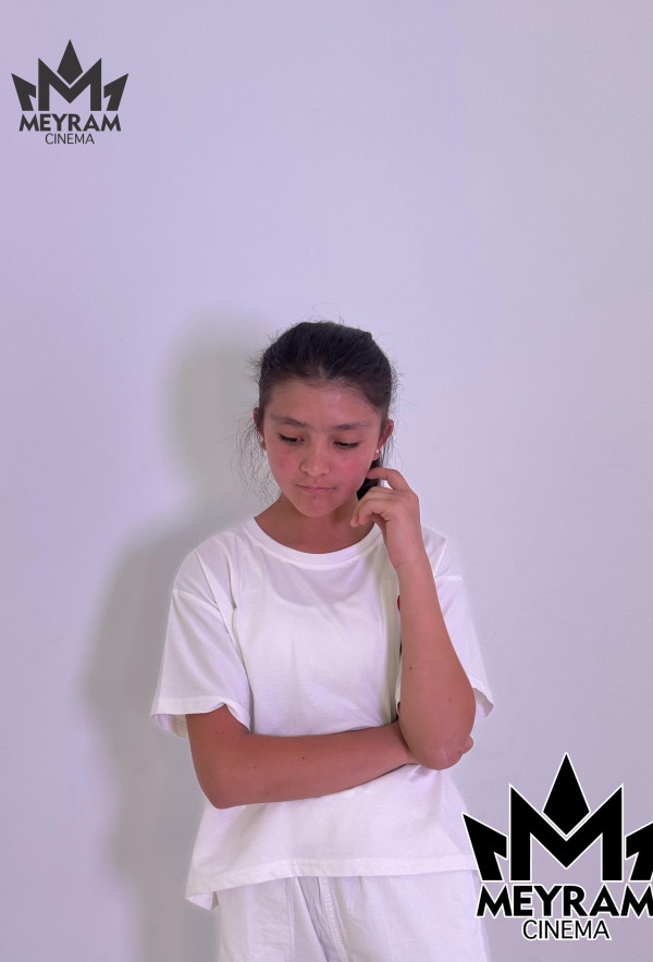 Назмина Ахмадтанова