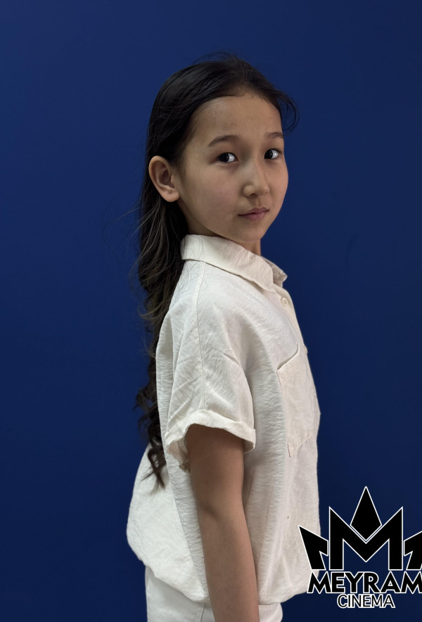 Шұғыла Дәулет