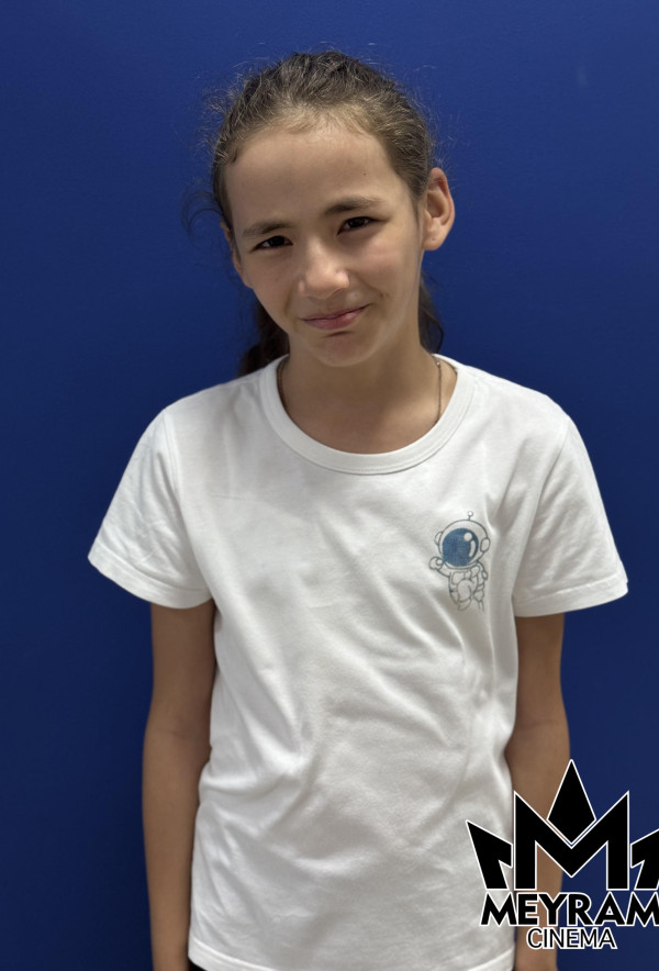 Аймира Әділақын