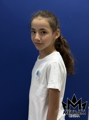 Аймира Әділақын