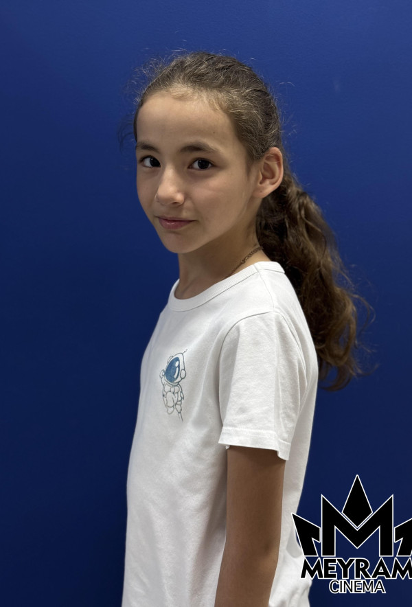 Аймира Әділақын