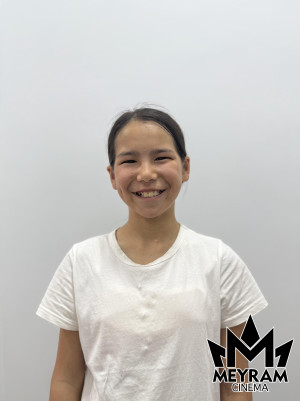 Лаура Жиенбай