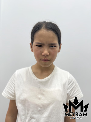 Лаура Жиенбай