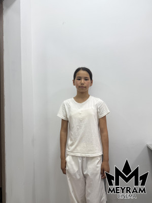 Лаура Жиенбай