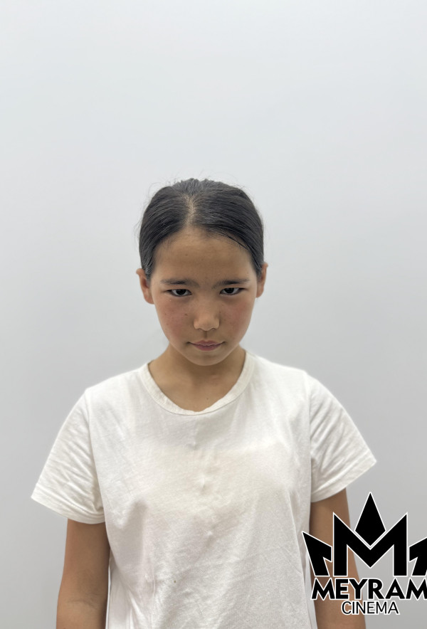 Лаура Жиенбай