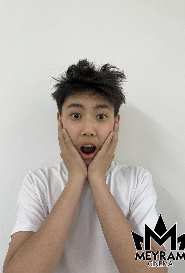 Мансұр Жеңіс