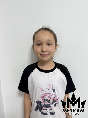 Аяулым Мөмен