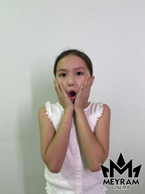 Айару Өмірзақ