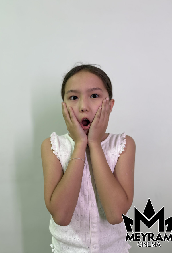 Айару Өмірзақ