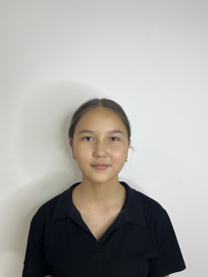 Аянат Султанова