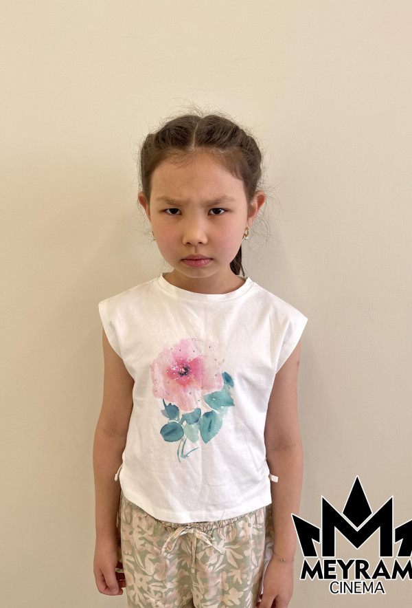 Айнұр Серік