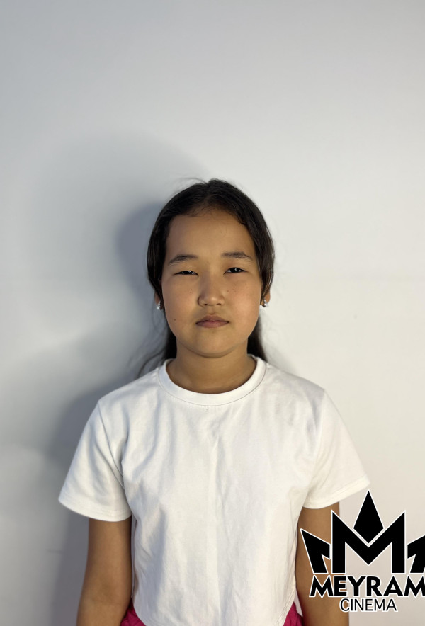 Асмира Дүйсенбек