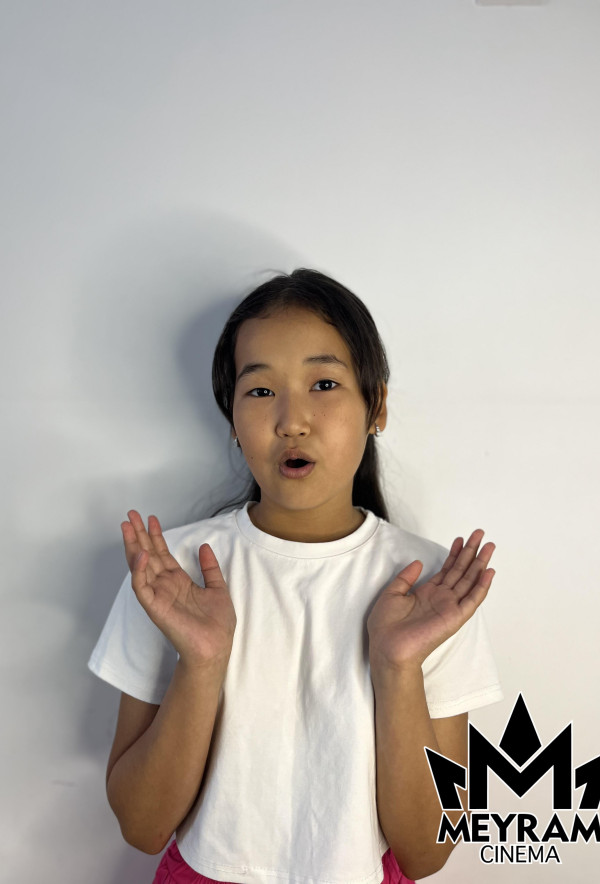 Асмира Дүйсенбек