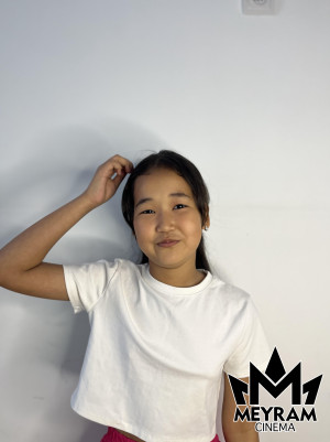 Асмира Дүйсенбек