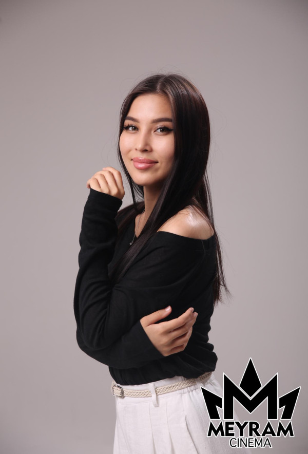 Айнұр Өзенбай