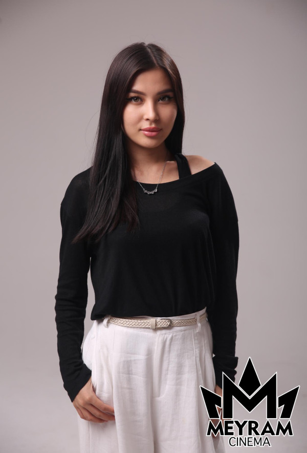 Айнұр Өзенбай