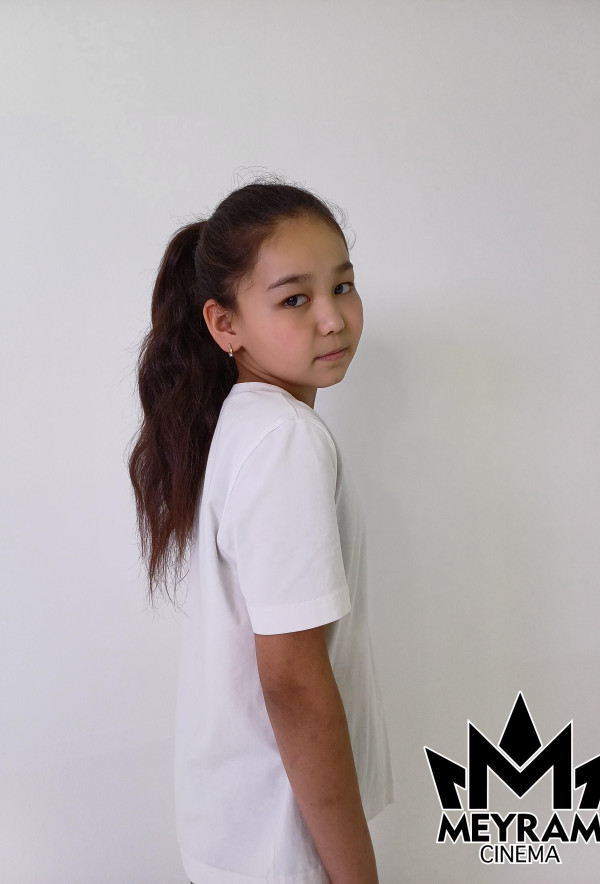 Асылайым Әділхан