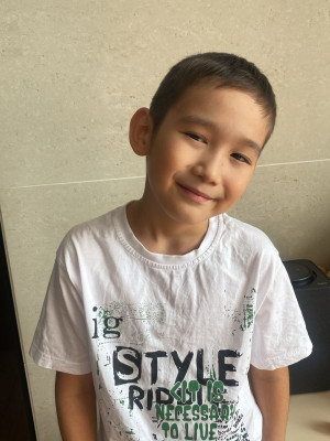 Медет Сержан