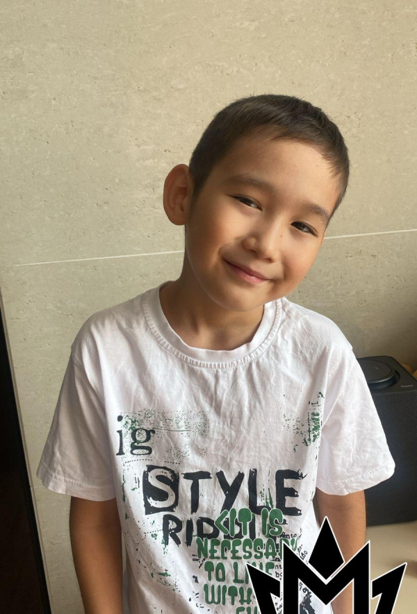 Медет Сержан