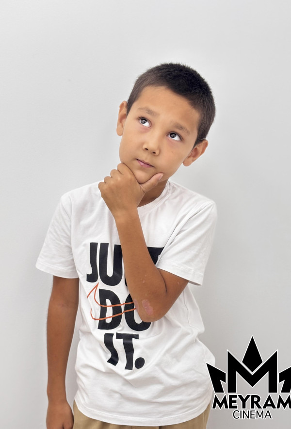 Алмаз Жуманияз