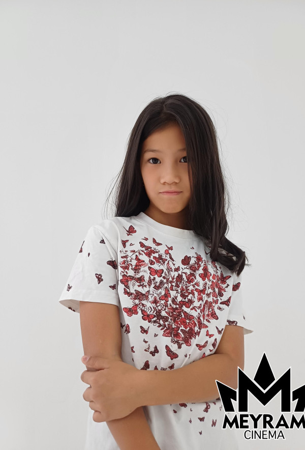 Айша Саттар