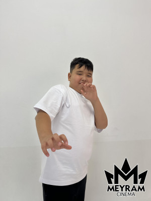 Аян Таушанбаев