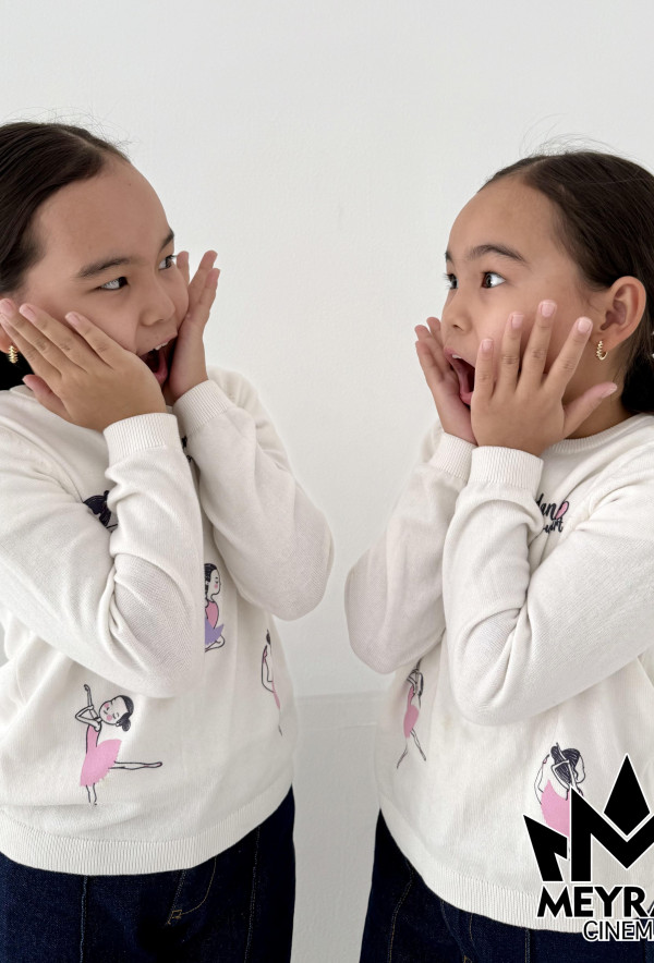 Адина Алина Аязбаева