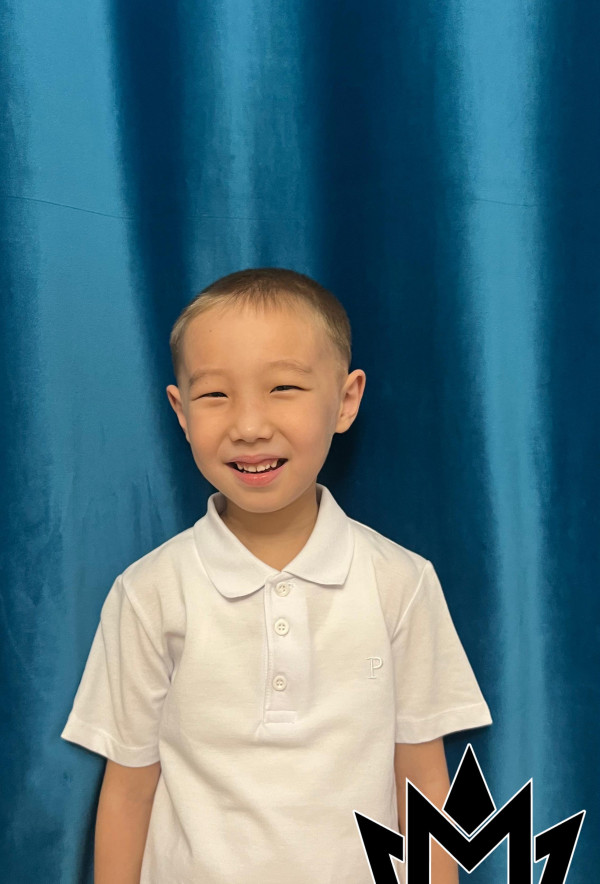 Санжар Жанат